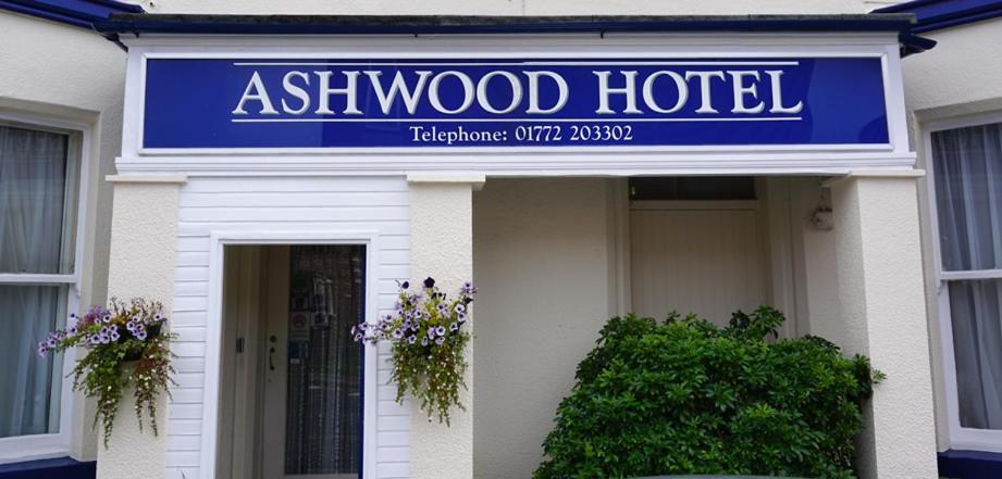 Ashwood Hotel Preston  Bagian luar foto